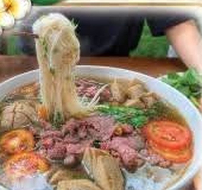 เฝอลาวเนื้อ / น่องลาย